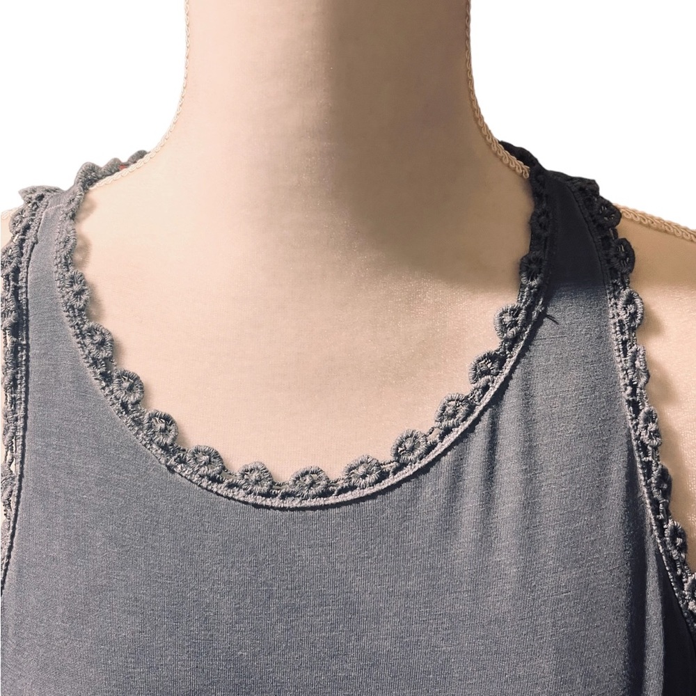 Women's Sleeveless Blue Top - Picture 6 of 11